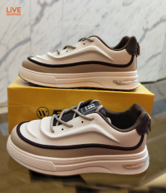 Lightweight Sports Sneakers – Ultimate Comfort & Performance