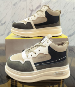 Lightweight Sports Sneakers – Ultimate Comfort & Performance