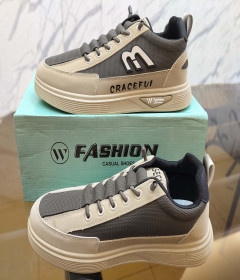 Lightweight China Sneakers